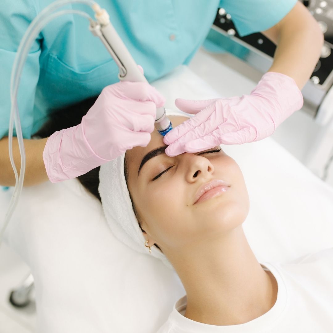 Hydro Facial Gesichtsbehandlung Augsburg